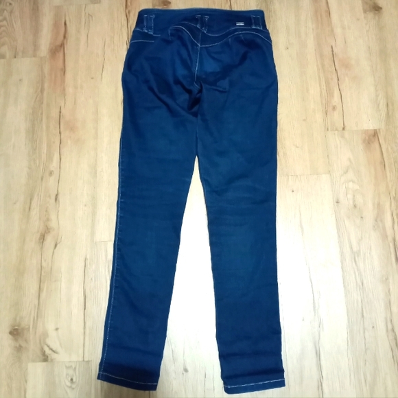 Hip Rise Jean - Picture 2 of 2